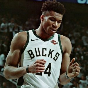 Meet your Posher, Tunney